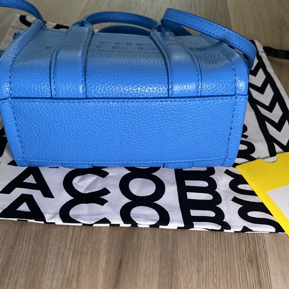 SOLD‼️NWT Marc Jacobs The Tote Bag Micro spring blue - Picture 8 of 9